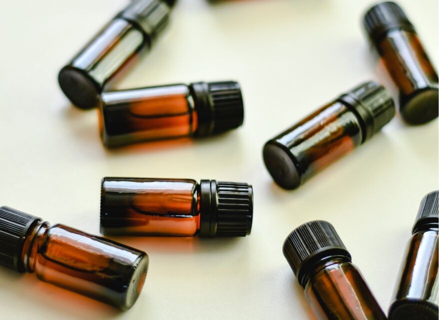 Comprendre et bien utiliser les huiles essentielles : les différentes voies d’utilisation
