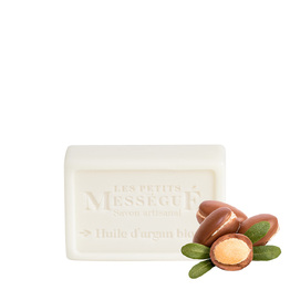 Savon &agrave; l'huile d'argan bio Un rituel douceur inspir&eacute; des traditions orientales.